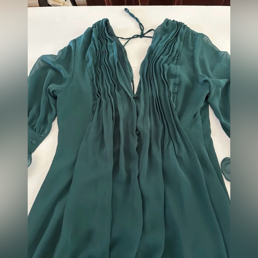 CAARA Forest Green Millie Chiffon Maxi Dress size Medium - Picture 7 of 11